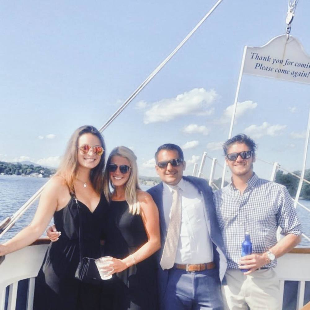 Meet your Posher, Casey